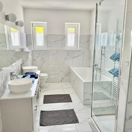 Stylish Premium With Balcony & Ac Lejlighed Villach